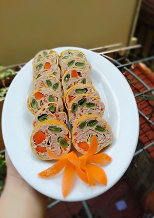 Hình của món Giò cuộn rau củ.