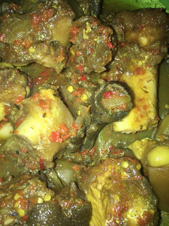 A picture of Cow leg pepper soup.