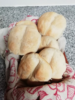 Una foto de Marraquetas crujientes 🇨🇱😋
