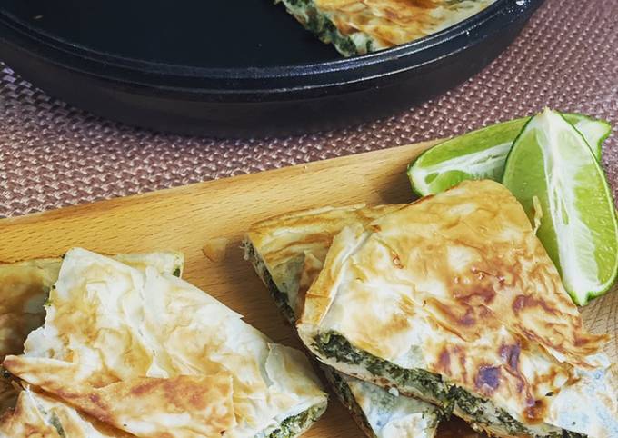 Recipe of Quick Spinach and white cheese borek