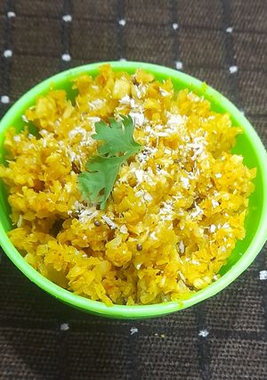 A picture of Karnataka style Cabbage Palya or Cabbage stir fry.
