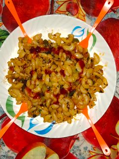 पास्ता (Pasta recipe in hindi) रेसिपी मुख्य फोटो
