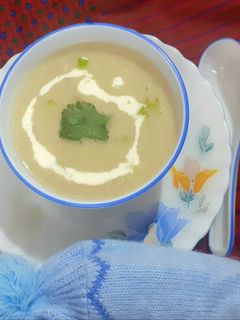 मशरुम सूप (mushroom soup recipe in Hindi) रेसिपी मुख्य फोटो