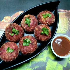 A picture of Beetroot and Chana Dal Kabab.