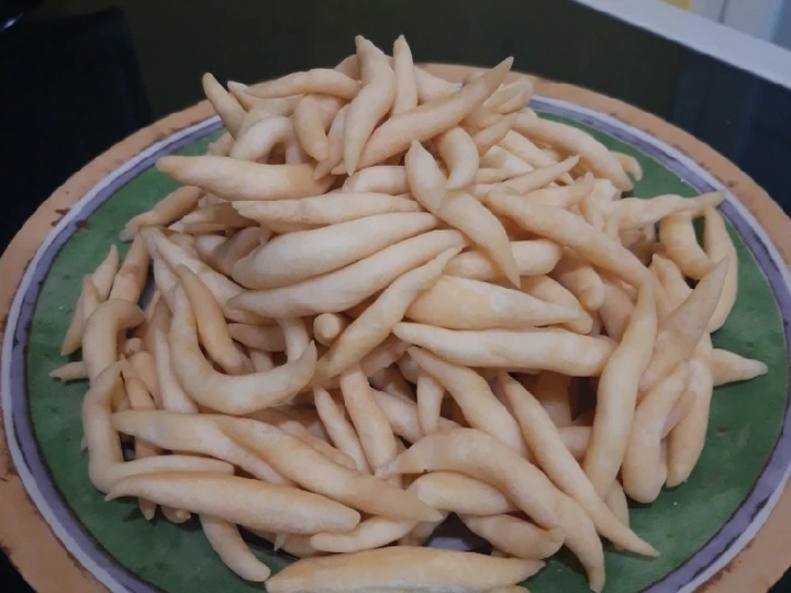 Easy Steps Prepare Recipes Telur Gabus Keju the Can Spoil the Tongue Delicious.