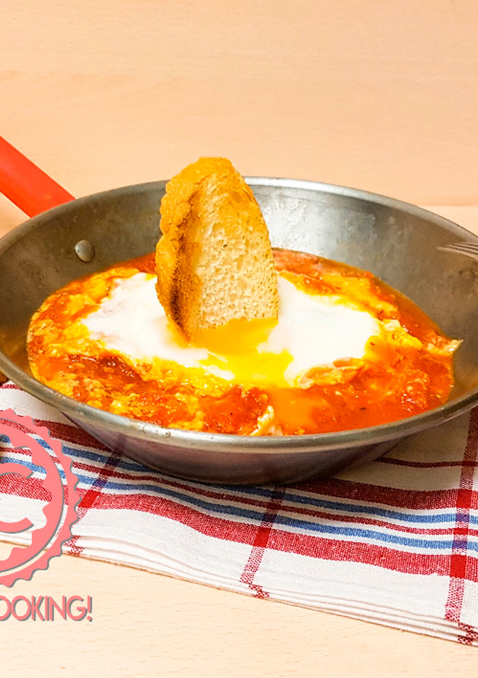 Una foto de Huevos en el Purgatorio