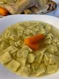 Quadrotti in brodo di gallina