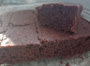 Una foto de ¡Brownie Vegano... Súper FÁCIL Y RICO!