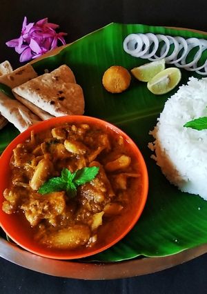 देसी स्टाइल बेसन कटहल सब्ज़ी (Desi style besan kathal sabzi recipe in Hindi) रेसिपी मुख्य फोटो