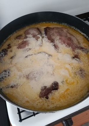 Una foto de Chuletas de Cerdo en Salsa Roquefort