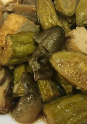 Hình của món Khổ qua (mướp đắng) đèo kho tiêu.