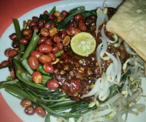 Praktis, Menyajikan Rujak kangkung bumbu asem.. Mantul Banget