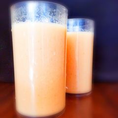 A picture of Apple Almond Dates smoothie with coconut milk.