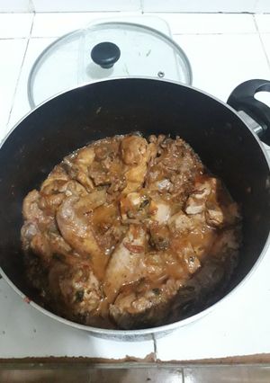 A picture of Tamarind and coconut chicken stew.
