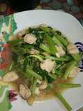 Oseng sawi dadu ayam
