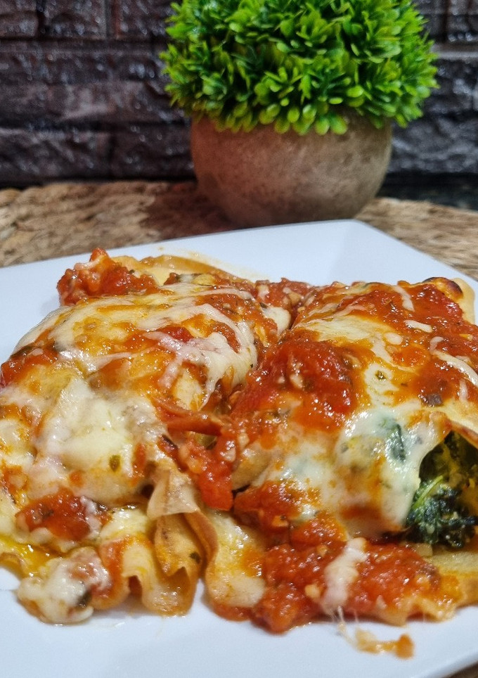 Una foto de CANELONES DE ESPINACAS Y RICOTTA ❤️