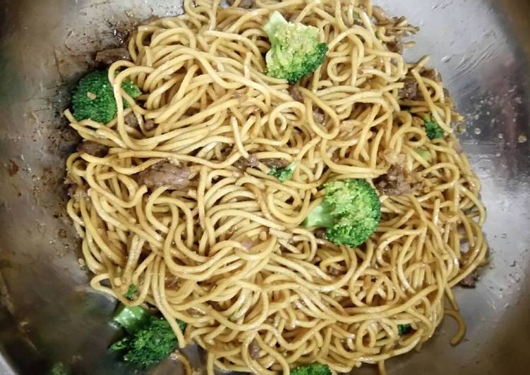 Resep Mie Goreng Sapi Brokoli Oleh Dapurpempi Cookpad