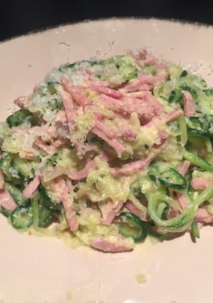 Une photo de Spaghettis de courgettes façon carbonara