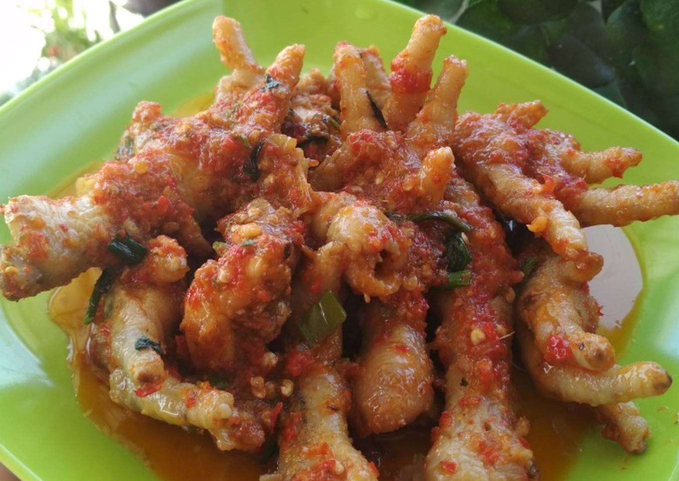 Ceker pedas nampol