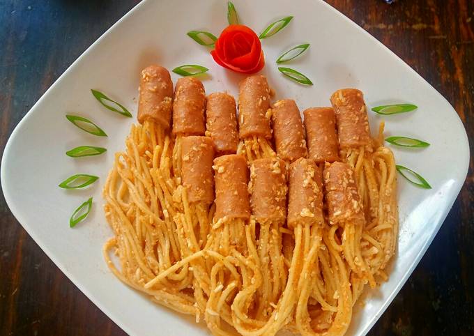 Resep 🌸Sosis Gurita Saos Spaghetti oleh Tati SoLina - Cookpad