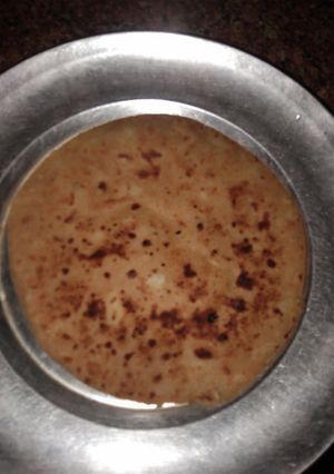 आलू का पराठा (Aloo ka paratha recipe in Hindi) रेसिपी मुख्य फोटो