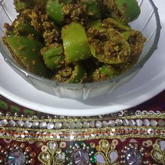 A picture of Rajasthani mirchi ke tarpole.