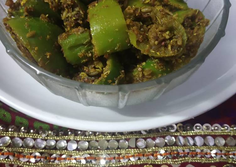 Rajasthani mirchi ke tarpole