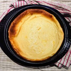 A picture of Mother's Pie.