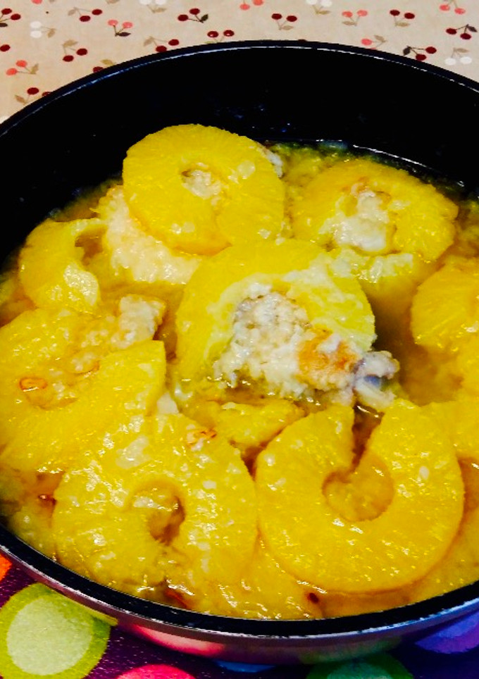 Una foto de Rape con piña