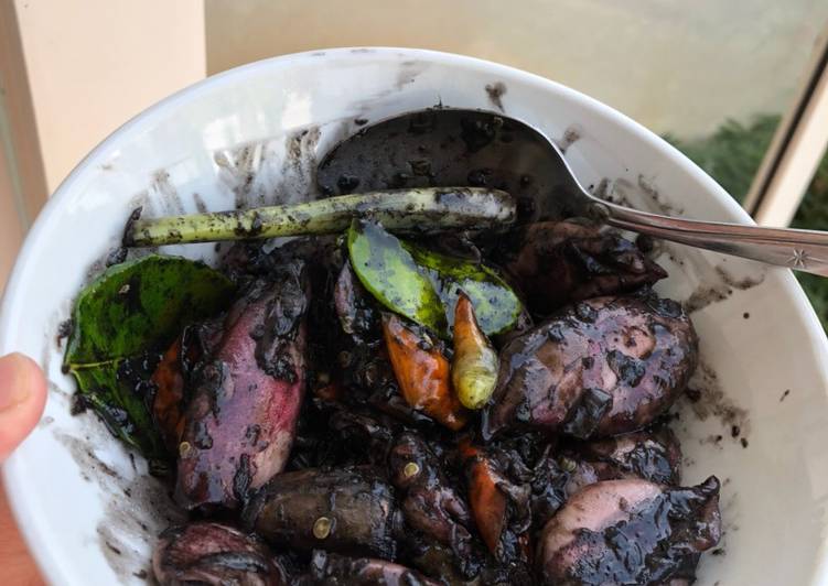 Cumi masak hitam pedas