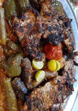 A picture of Iraqi Dolma 🥒🫑🍆🥔🍅🧅.