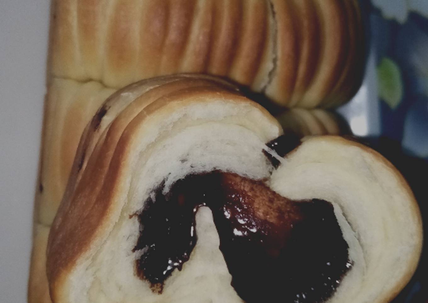 57. Wool Roll Bread Chocolate
