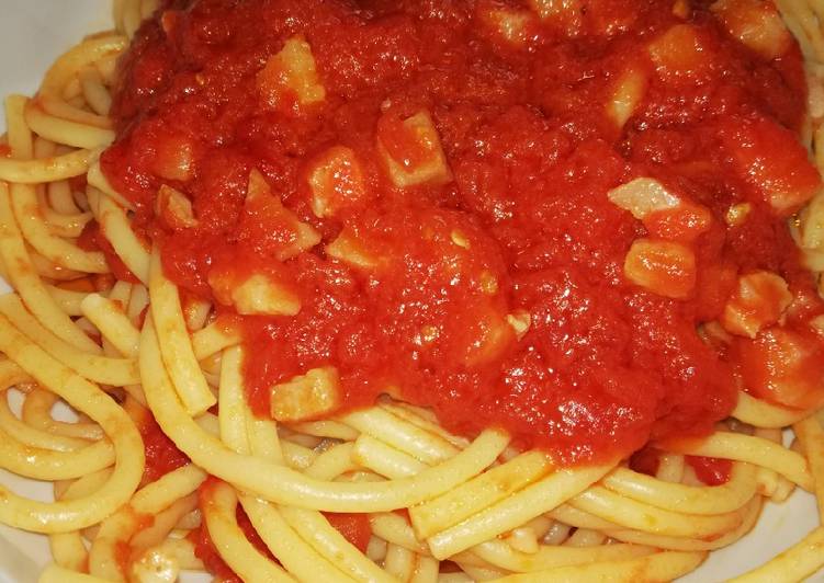 Bucatini all'amatriciana