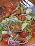 Ensalada de ejotes, tomates y palmitos