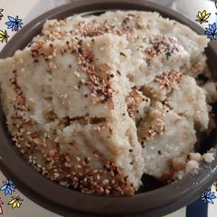 A picture of Sprouted Moong Dhokla.