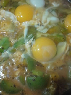 Una foto de Zapallitos revueltos con huevos