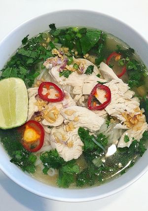 Hình của món Hủ tíu gà Thái Lan.