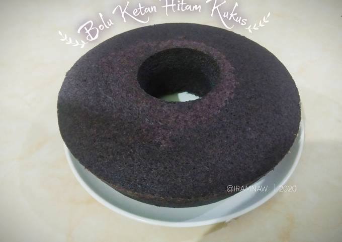 Bolu Ketan Hitam Kukus