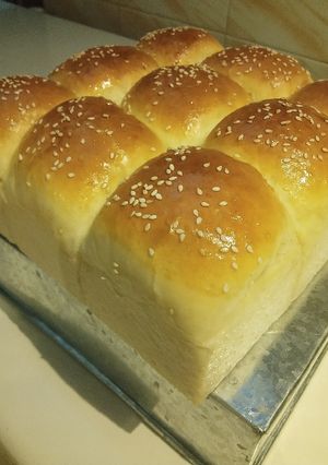 A picture of Bakery burger buns.