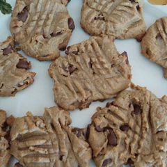 A picture of Tami's Flourless Peanut Butter Cookies.