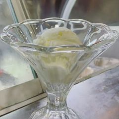 A picture of Vanilla ice cream.