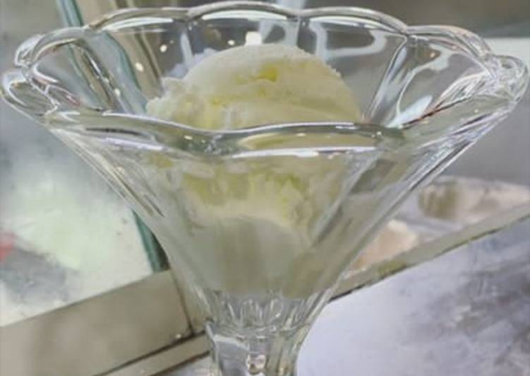 Recipe of Ultimate Vanilla ice cream