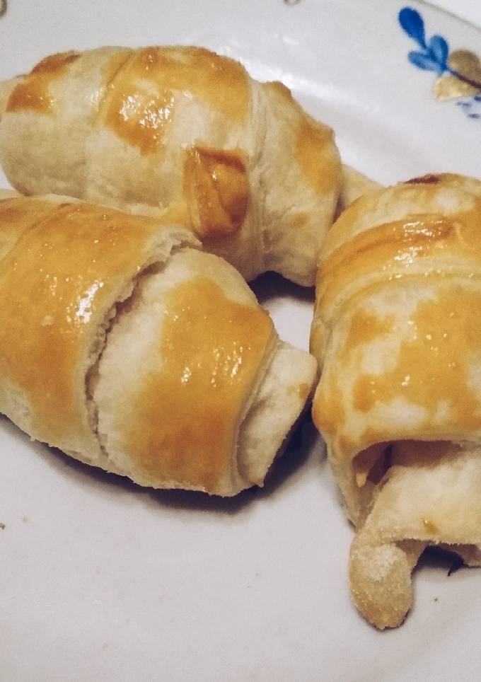 Круасани з яблучком