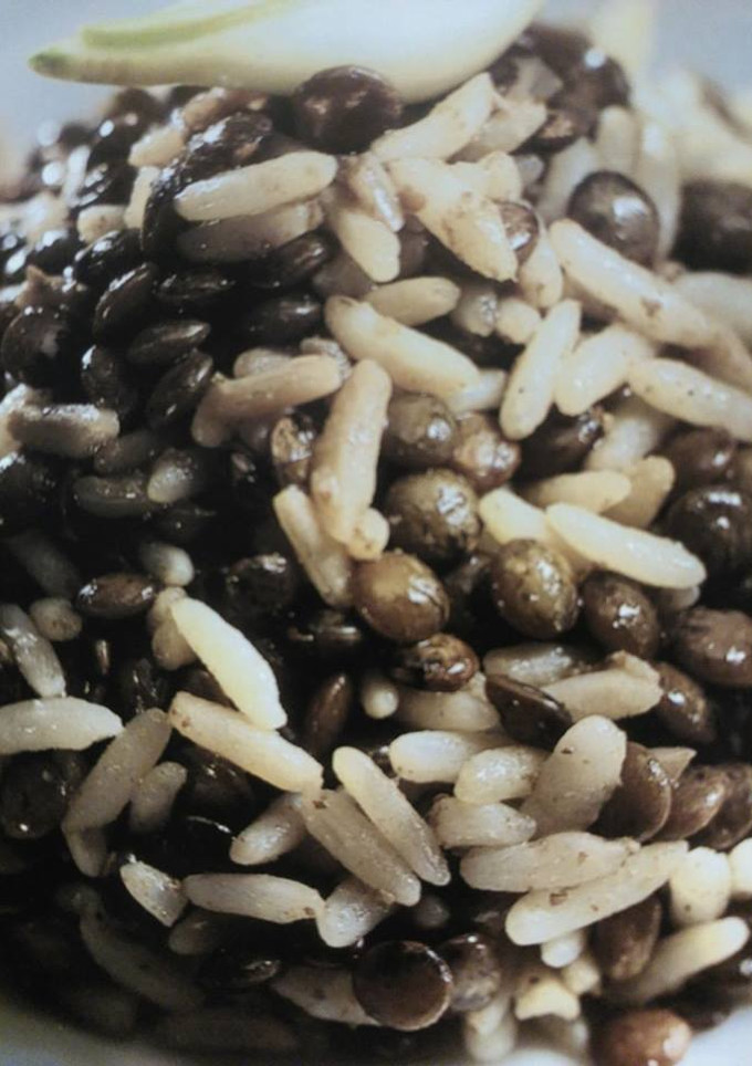 Una foto de Ensalada de lentejas oriental