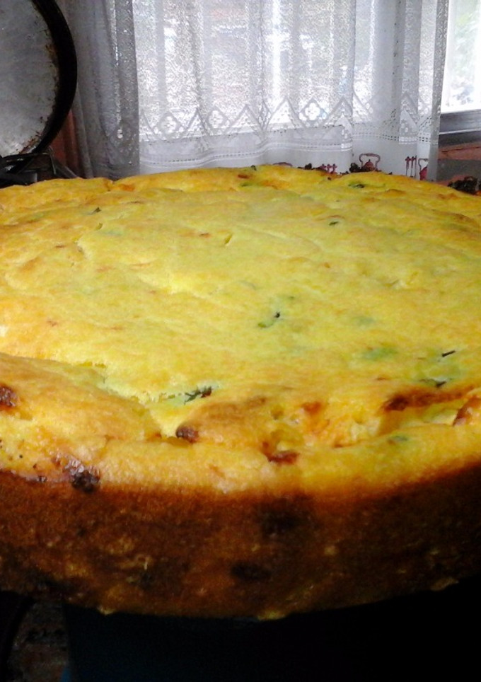 Una foto de Sopa paraguaya (torta de queso salada sin gluten)