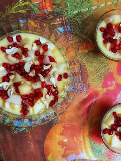 फ्रूट कस्टर्ड (Fruit custard recipe in hindi) रेसिपी मुख्य फोटो