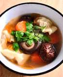 Súp Nấm Hương Hoành Thánh Tôm Thịt