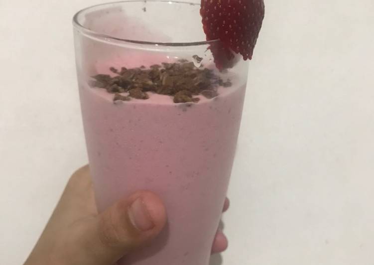 Banana’s strawberry smoothies for diet