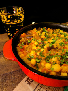Una foto de Guiso griego de berenjena🍲🥕🍅🍆
