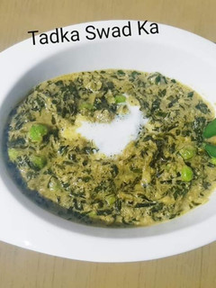 A picture of Methi matar malai.